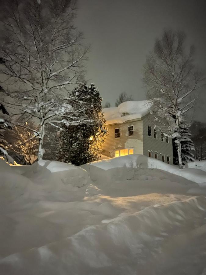 Chalet Banff - 6 Bedroom 6 Bathroom Ski Lodge Niseko Zewnętrze zdjęcie