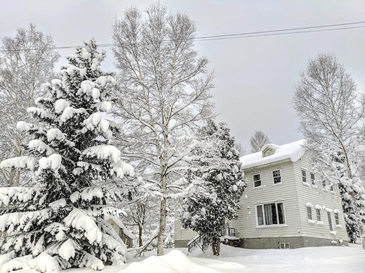 Chalet Banff - 6 Bedroom 6 Bathroom Ski Lodge Niseko Zewnętrze zdjęcie